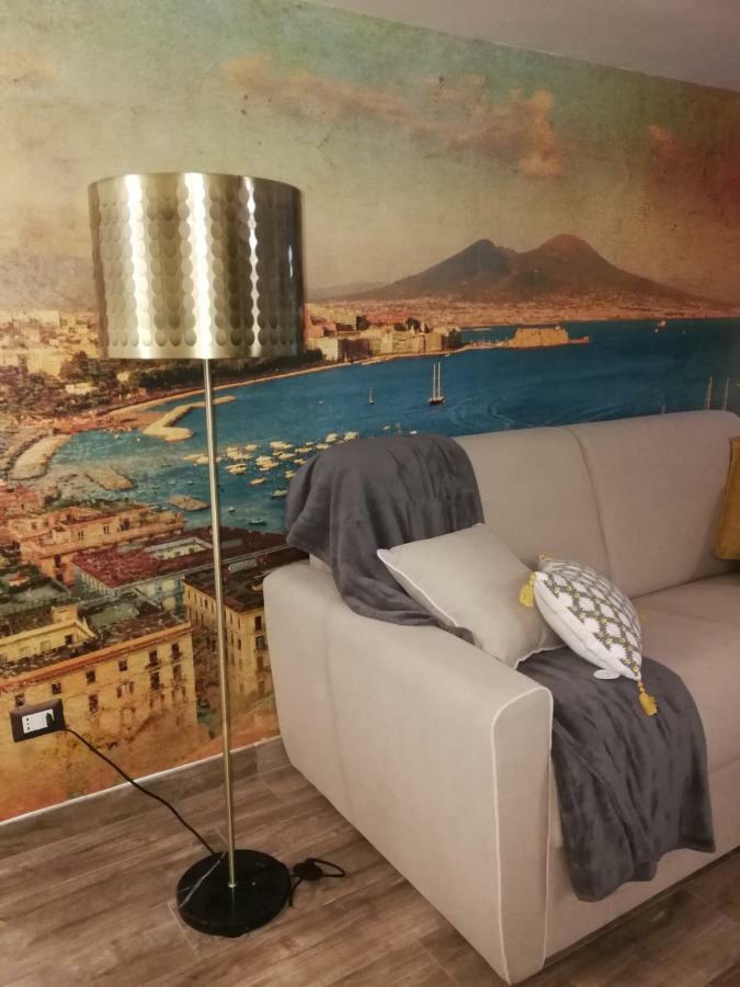 Casa Di Gio - Duomo Apartment เนเปิลส์ ภายนอก รูปภาพ